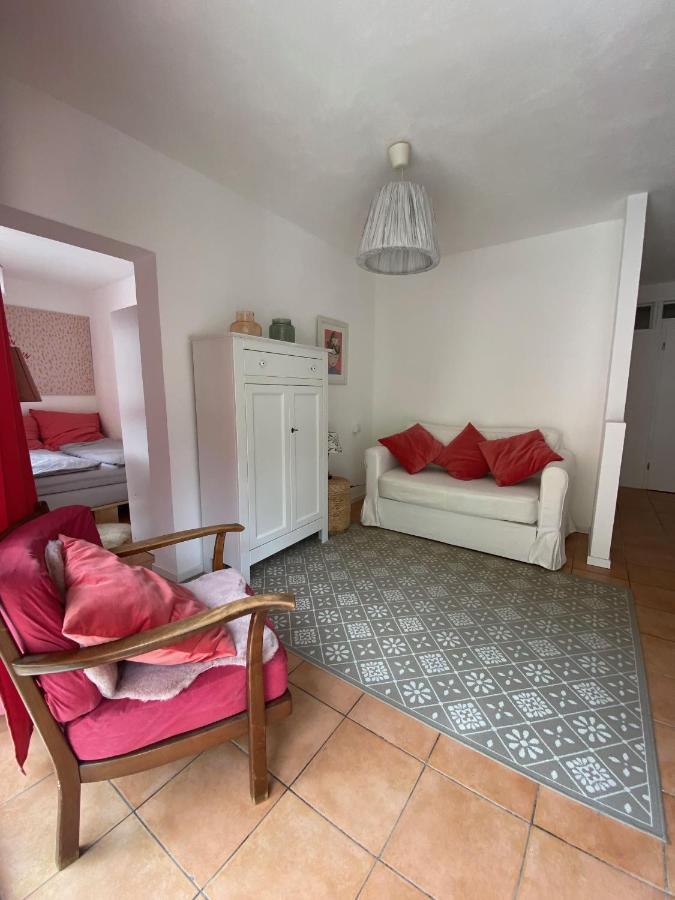 Wunderschoenes Studio Fuer Bis Zu 2 Personen Homburg  Exterior foto